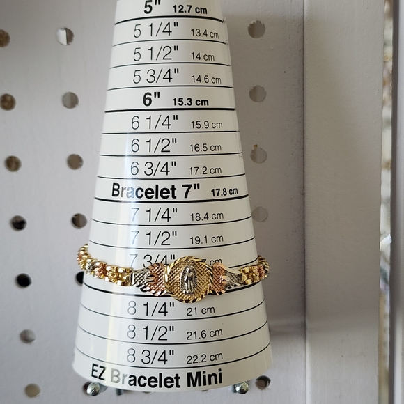 Elegant Gold and Silver Women's Bracelet NWOT - Picture 6 of 6